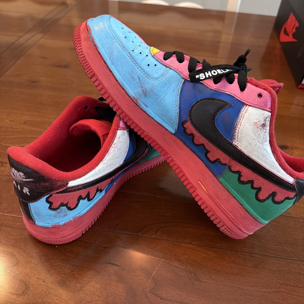 Custom Design Hand Painted Nike Air Force 1 - Picture 5 of 9